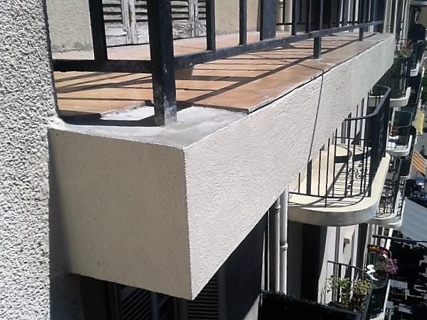 .4 Peinture angle de balcon Pertuis