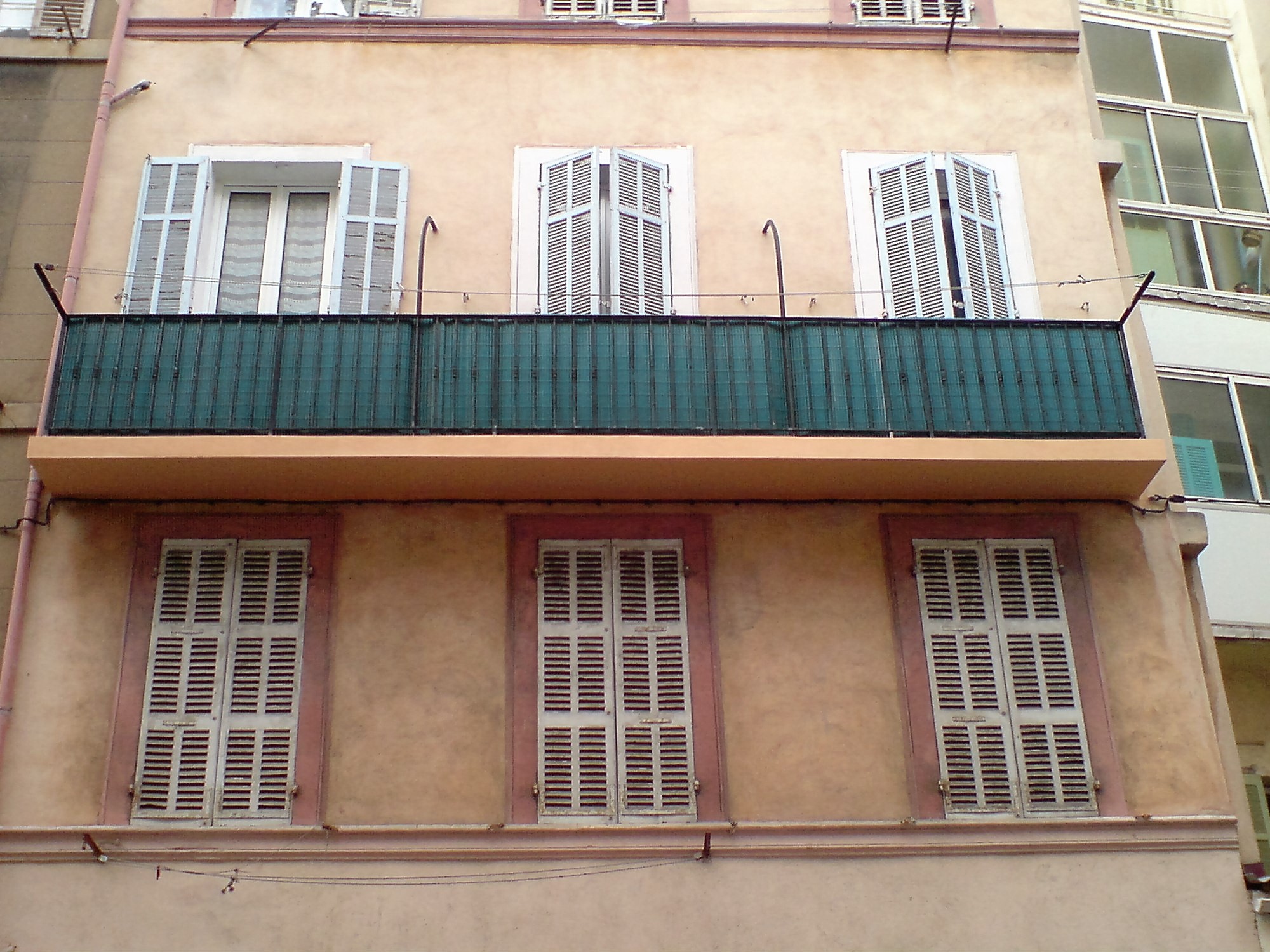 16.4 Peinture balcon manosque